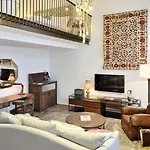 Soho House 5*