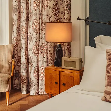 Soho House 5*